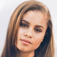 Desiree Ross, 24 (電視女演員)