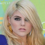 Destinee Monroe, 29 (Cantante Pop)