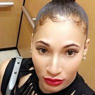 Destiny Moore, 40 (Instagram明星)