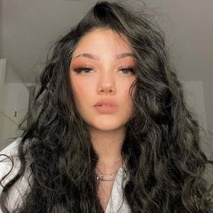 Diademlori, 24 (TikTok明星)