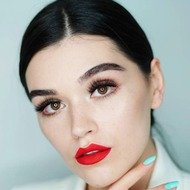 Diana Curmei, 31 (Star di YouTube)