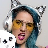 Diana Monster, 35 (YouTube明星)