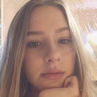 Diddly, 26 (YouTube Star)