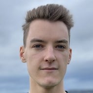 Dido ASMR, 23 (YouTube Star)