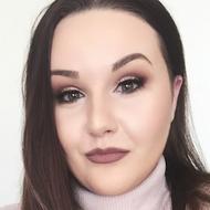 Dione Voyatzis, 27 (YouTube Star)