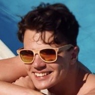 DionTVG, 29 (YouTube Star)