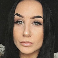 Divina, 29 (Instagram Star)