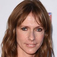 Dolly Wells, 53 (電視女演員)