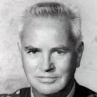 Donald V. Bennett (1915 - 2005) (战争英雄)