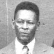 Dondinho (1917 - 1996) (Soccer Player)
