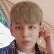 Dong Seo, 29 (Звезда Youtube)