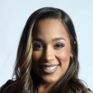 Dorada Nicole, 34 (Estrella de TikTok)