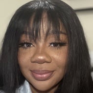 Dorisxchi, 40 (YouTube明星)