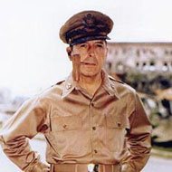 Douglas MacArthur (1880 - 1964) (Oorlogsheld)