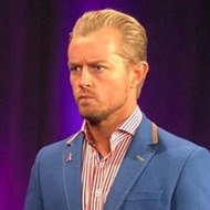 Drake Maverick, 41 (摔跤手)