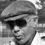 Duane Peters, 62 (Cantante punk)