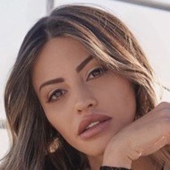 Duda Castro, 34 (YouTube-ster)