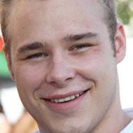 Dustin Brown, 39 (Хоккеист)