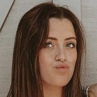 Dylynn Jones, 21 (Dancer)