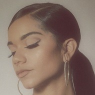 Dyme Taylor, 31 (Estrella de Instagram)