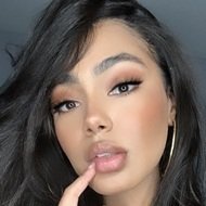 Dymond Harding, 29 (Pop Singer)