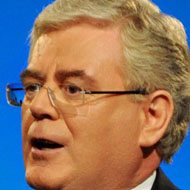 Eamon Gilmore, 70 (政治家)