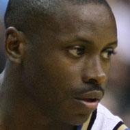 Earl Boykins, 49 (Basketbal speler)