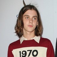 Earl Cave, 23 (Ator de TV)