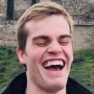 EazySpeezy, 26 (YouTube明星)