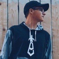 Eclihpse, 25 (YouTube Star)