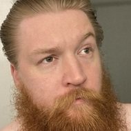 Eddie Davis, 33 (Estrella de TikTok)