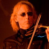 Eddie Jobson, 68 (钢琴家)