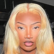 Eden Reid, 27 (Star d'Instagram)