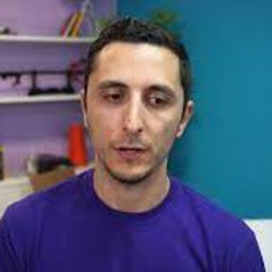 Edgar Oganesyan, 35 (YouTube明星)