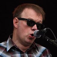 Edwyn Collins, 64 (摇滚歌手)