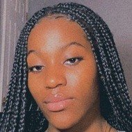 eemmanuellaa, 20 (TikTok明星)