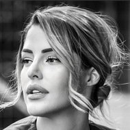 Effie Rozi, 33 (醫生)