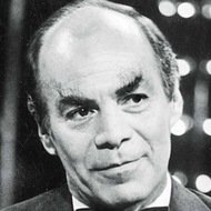 El Loco Valdés (1931 - 2020) (Comedian)