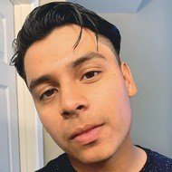 El Luchador, 27 (YouTube Star)