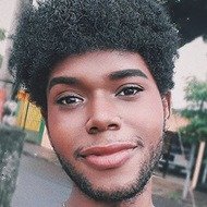 El Moreno Lewis, 27 (TikTok明星)