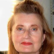 Elfriede Jelinek, 77 (Drammaturgo)