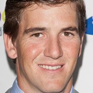 Eli Manning, 44 (足球運動員)