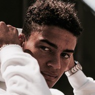 Eliot Robinson, 28 (Instagram-ster)