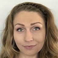 Elisabeth Wykert, 36 (Comediante)