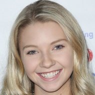 Elise Luthman, 24 (TV Actress)