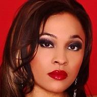 Eliz Camacho, 34 (R＆B歌手)