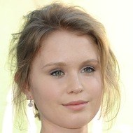 Eliza Scanlen, 25 (肥皂劇女演員)