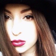 Elizabeta Fleischmann, 27 (Instagram Star)