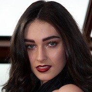 Elizabeth Braithwaite, 32 (模特)