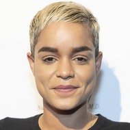 Elizabeth Ludlow, 36 (电视女演员)